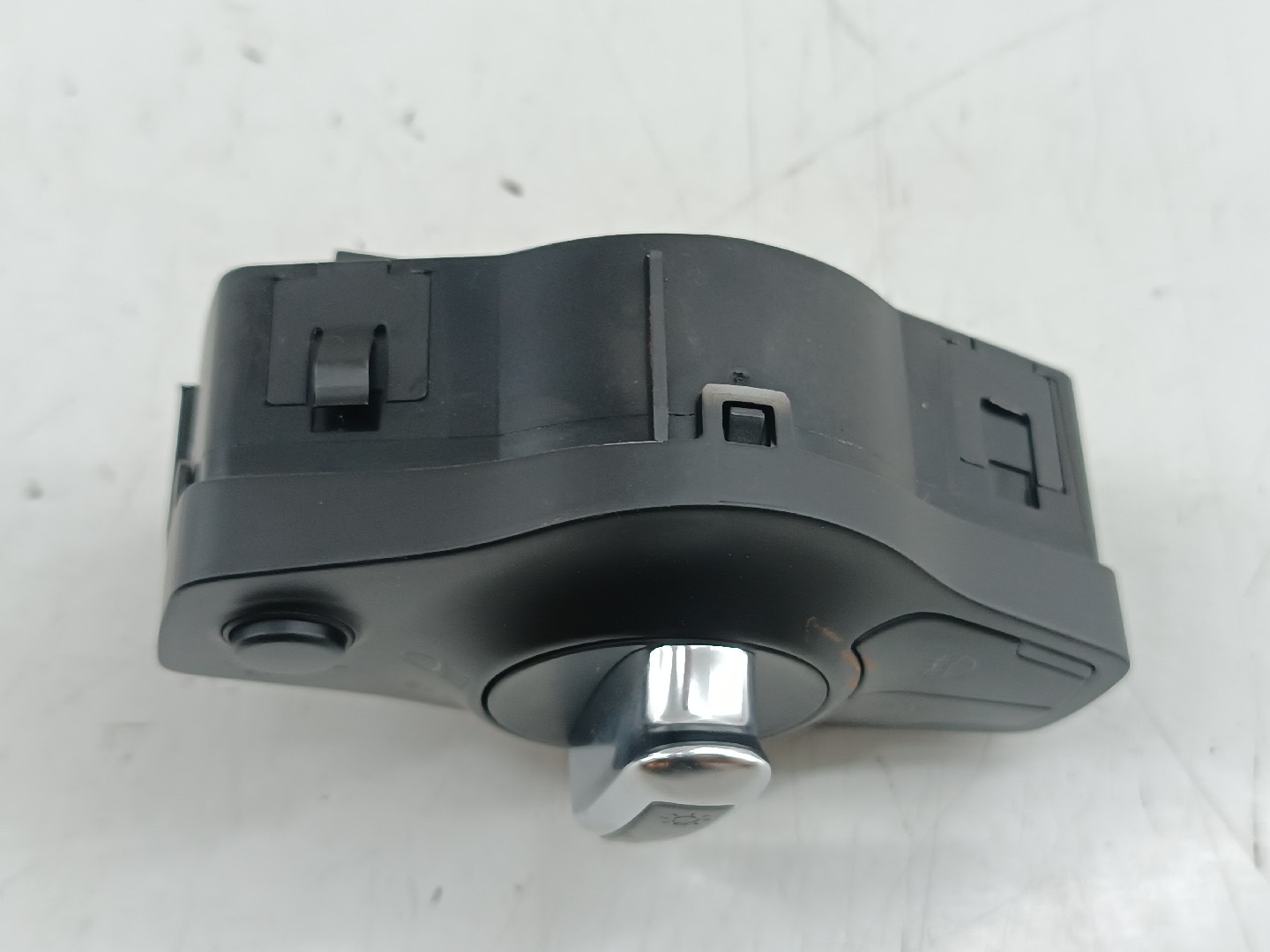 Comutador de luzes AUDI Q5 (8RB) | 08 - 17 Imagem-2