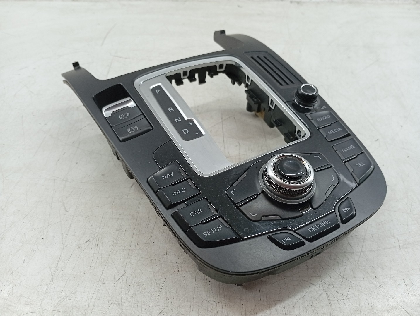 Comando Multifunções AUDI Q5 (8RB) | 08 - 17 Imagem-2