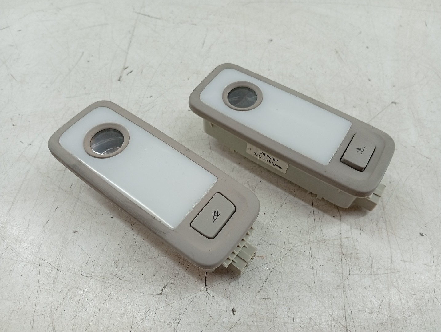 Luz interior AUDI Q5 (8RB) | 08 - 17 Imagem-1