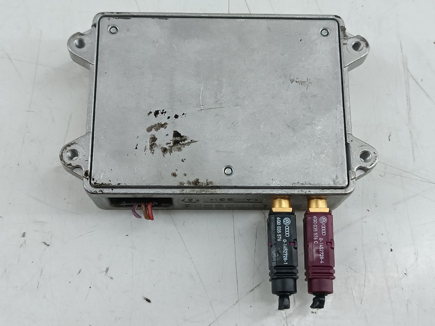 Amplificador de antena AUDI Q5 (8RB) | 08 - 17