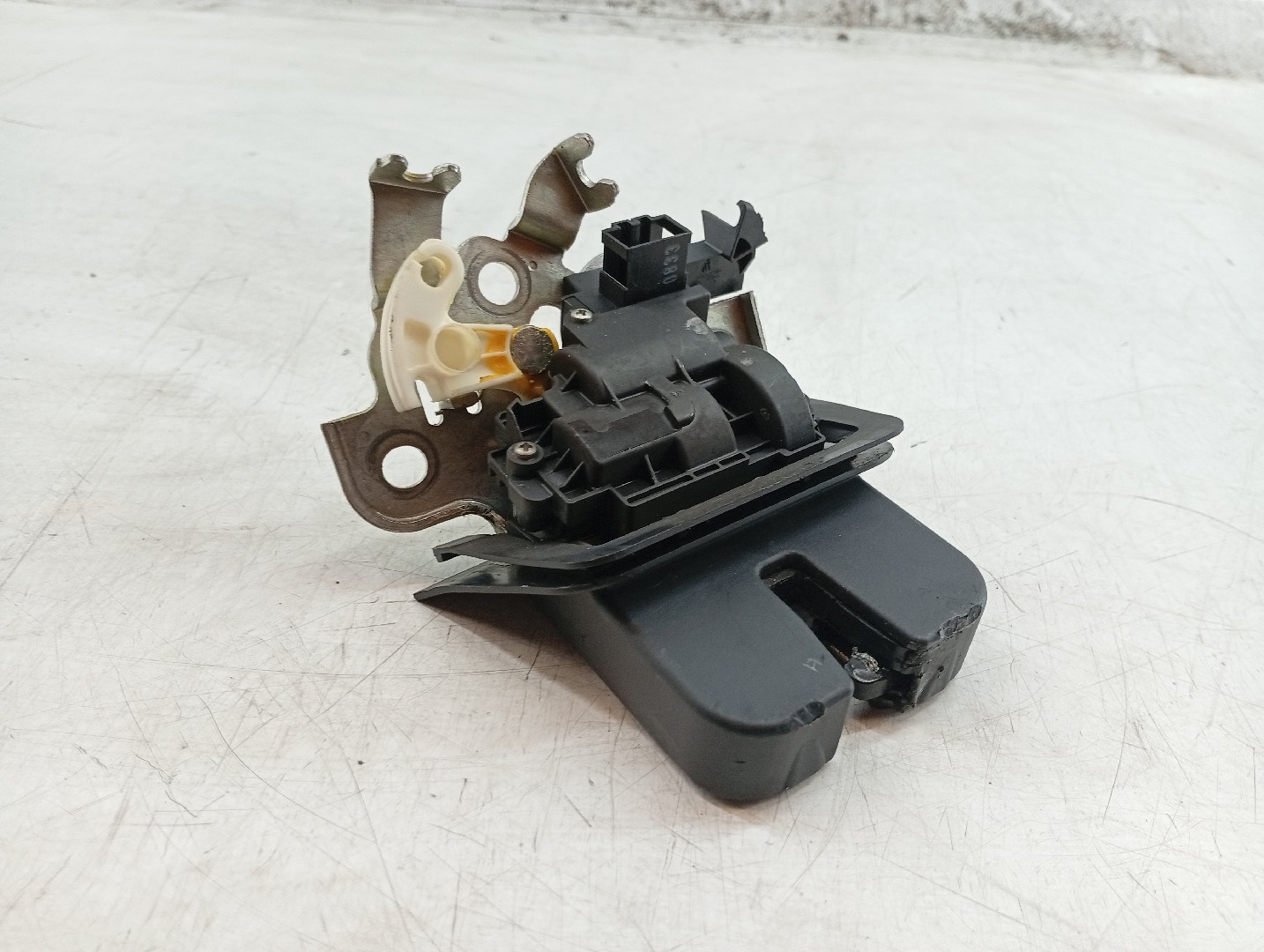 Fecho da Mala AUDI Q5 (8RB) | 08 - 17 Imagem-3