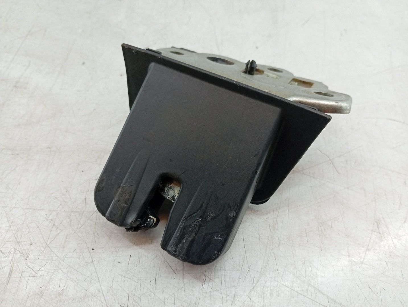 Fecho da Mala AUDI Q5 (8RB) | 08 - 17 Imagem-4