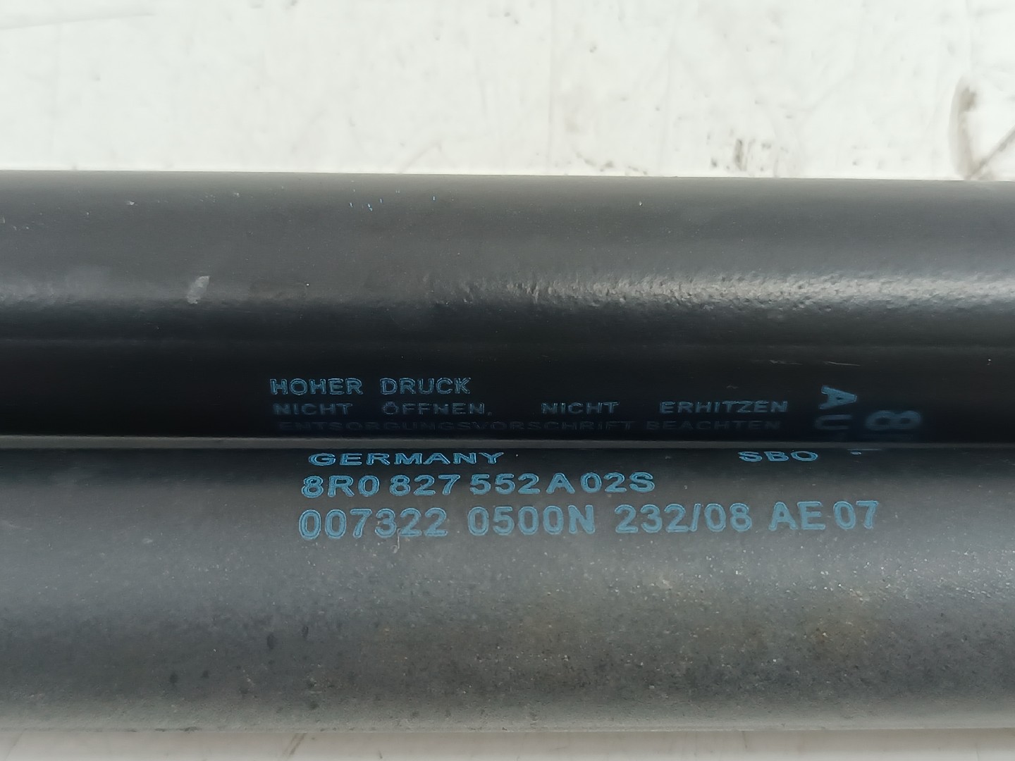 Amortecedores de mala esq. / Dir. AUDI Q5 (8RB) | 08 - 17 Imagem-2