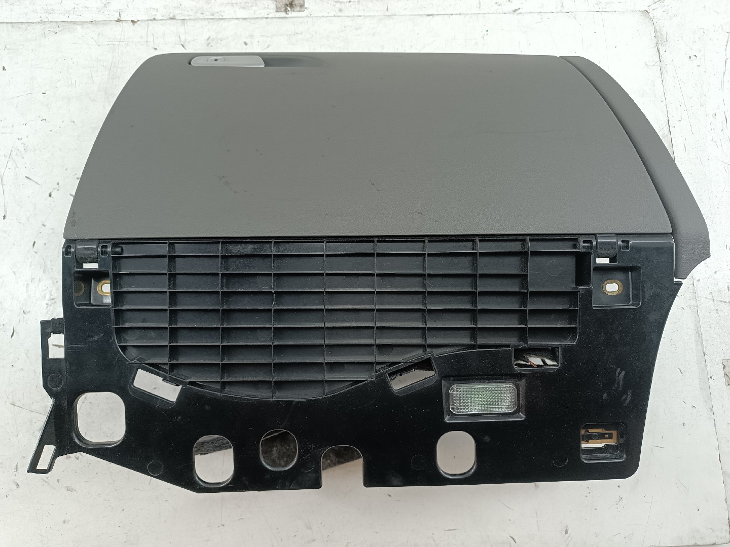 Porta luvas AUDI Q5 (8RB) | 08 - 17 Imagem-4