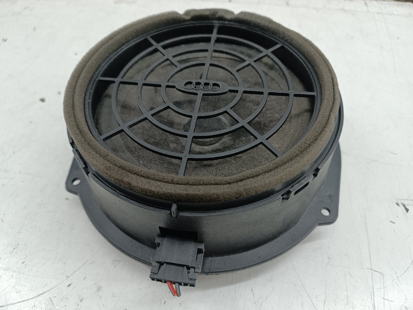 Coluna de som AUDI Q5 (8RB) | 08 - 17 Imagem-3