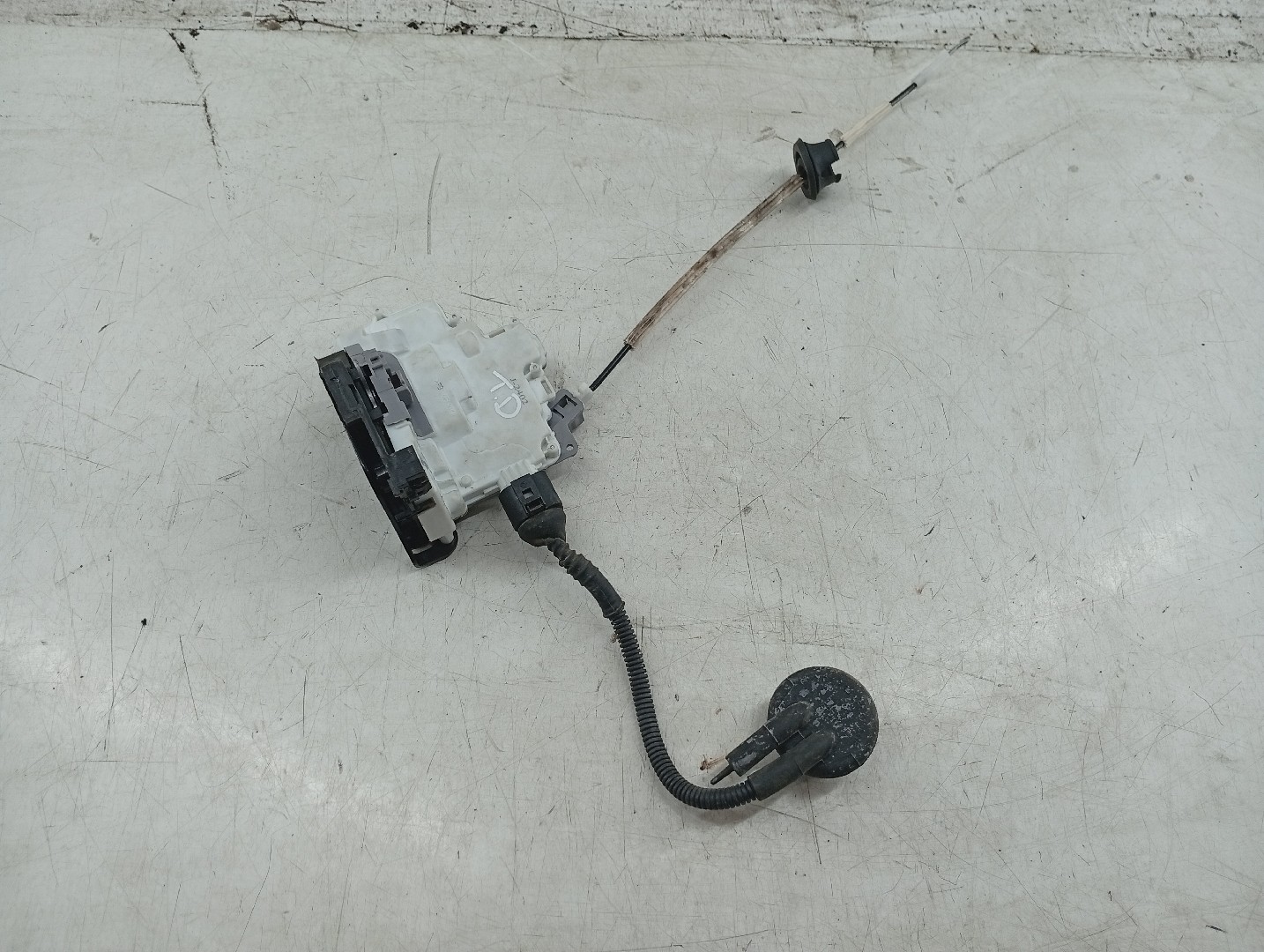 Fecho da Porta Trás Direito AUDI Q5 (8RB) | 08 - 17