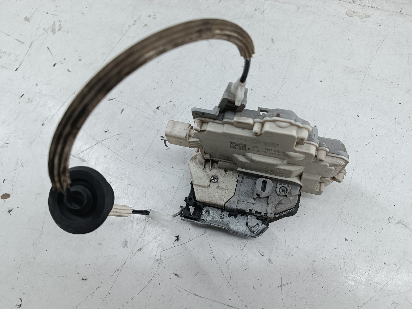 Fecho da Porta Trás Esquerdo AUDI Q5 (8RB) | 08 - 17