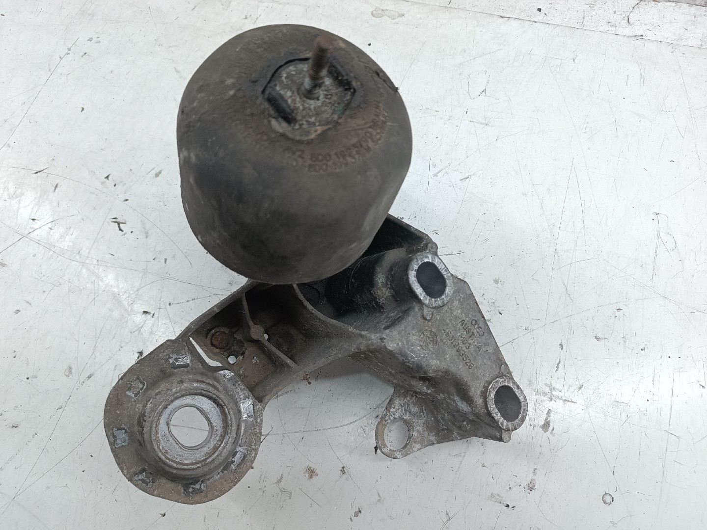 Apoio De Motor AUDI A4 Avant (8D5, B5) | 94 - 02 Imagem-2