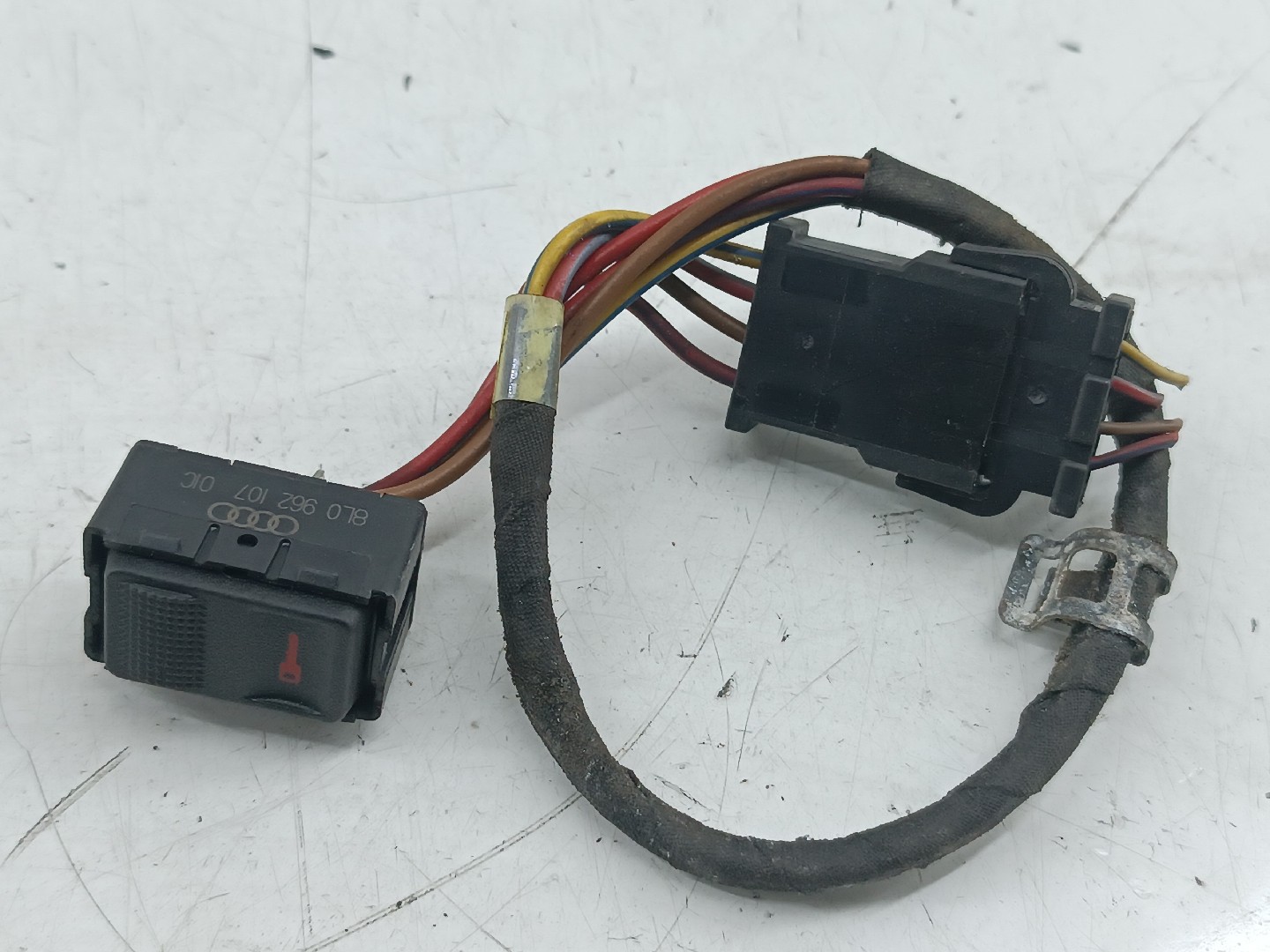 comutador de fecho central de portas AUDI A4 Avant (8D5, B5) | 94 - 02 Imagem-4