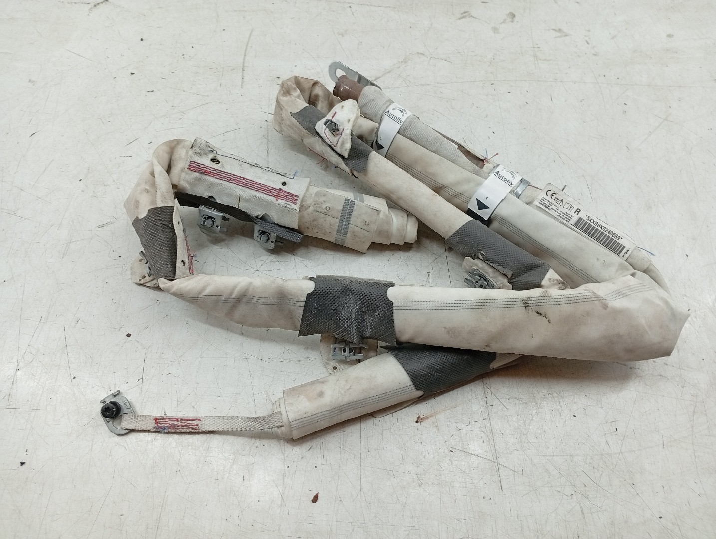 Cortina de airbag direita PEUGEOT 2008 II (U_) | 19 -  Imagem-2