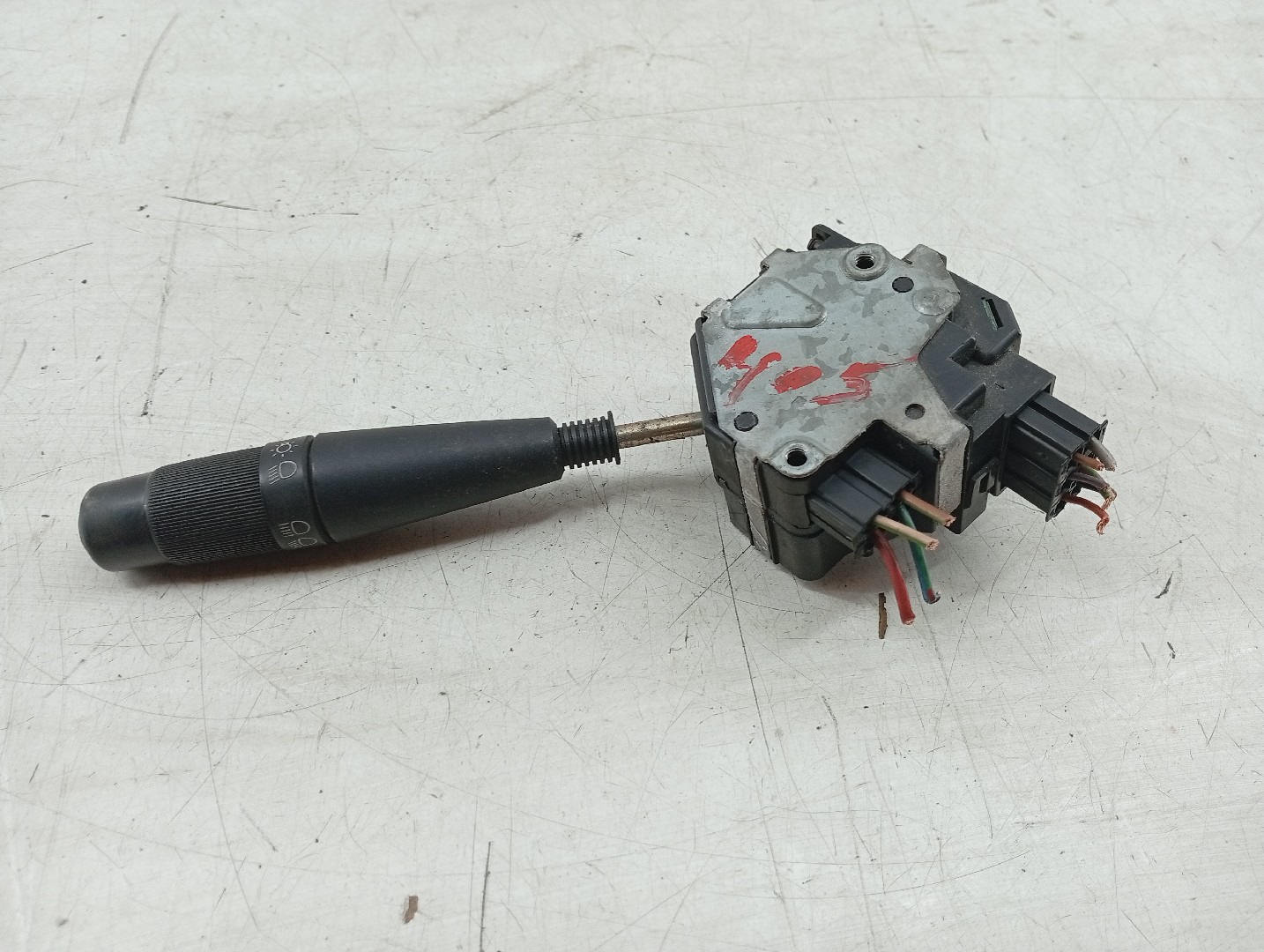 Comutador de piscas e luzes RENAULT CLIO I (B/C57_, 5/357_) | 90 - 98 Imagem-4