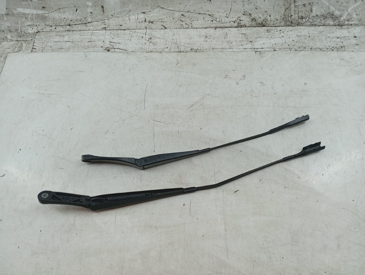 Astes/Escova Limpa Conjunto (2) AUDI Q5 (8RB) | 08 - 17 Imagem-1