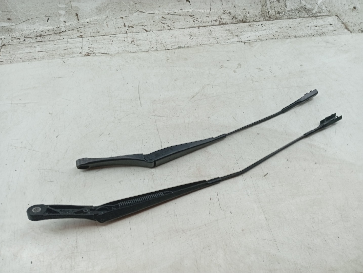 Astes/Escova Limpa Conjunto (2) AUDI Q5 (8RB) | 08 - 17