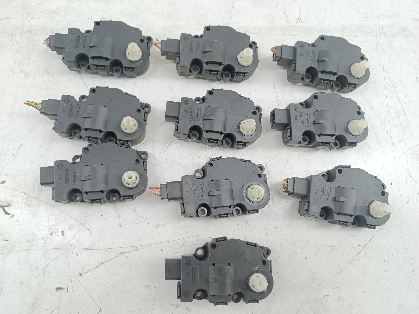 Motores atuadores de sofagem AUDI Q5 (8RB) | 08 - 17 Imagem-3