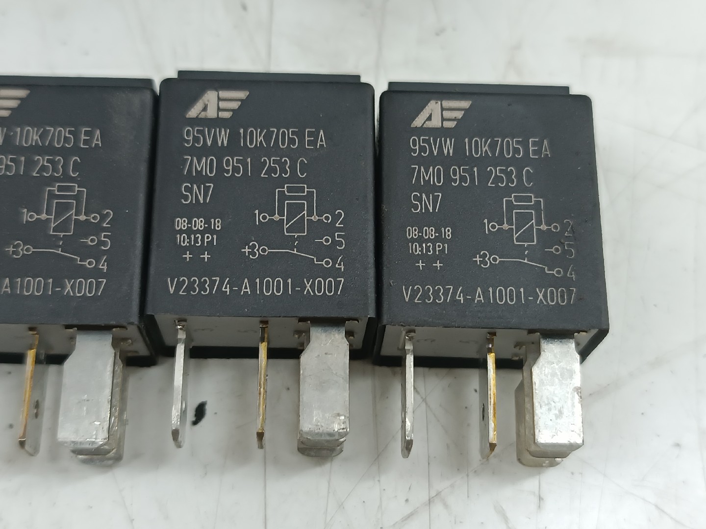 Relés AUDI Q5 (8RB) | 08 - 17 Imagem-1