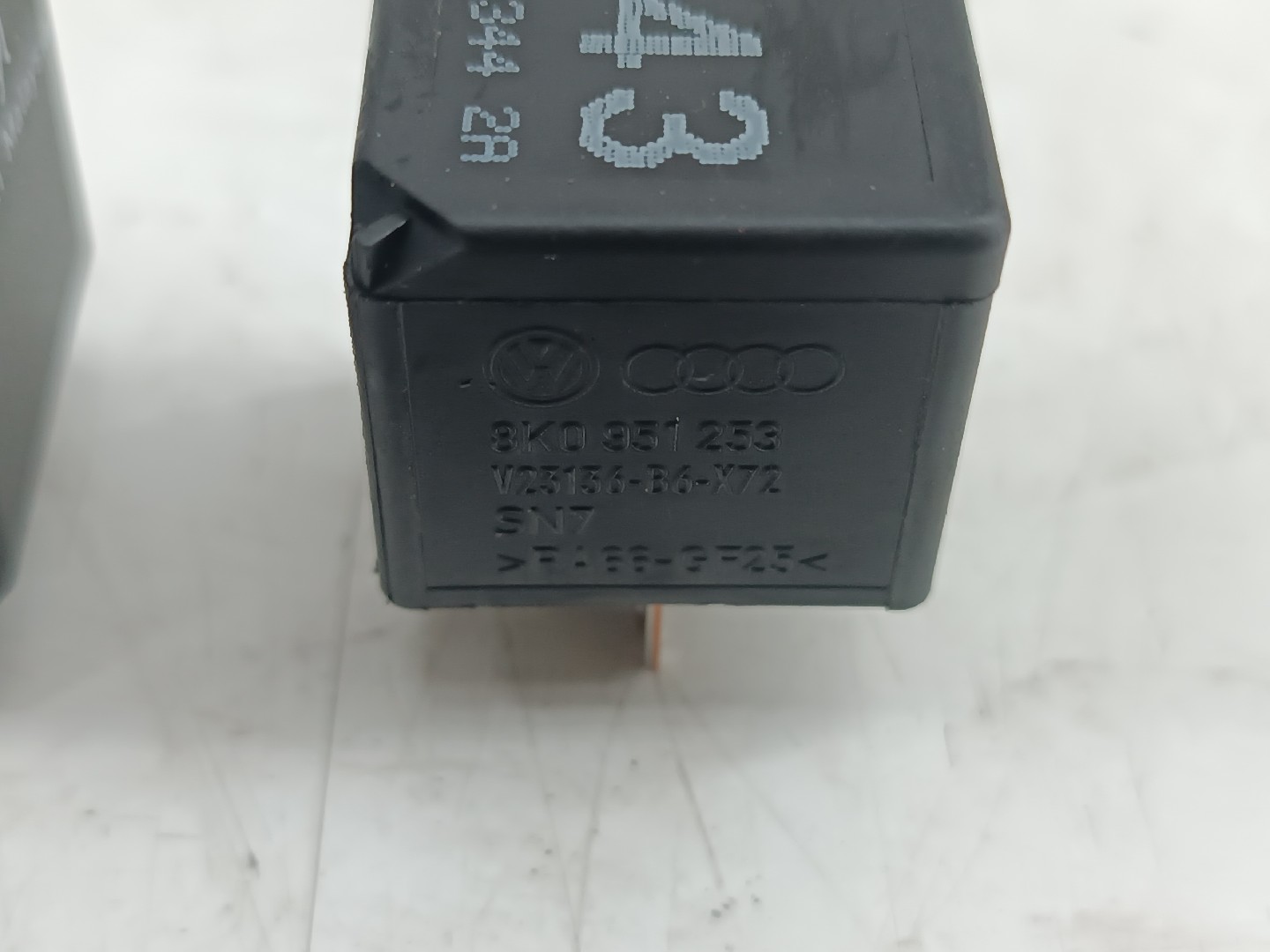 Relés AUDI Q5 (8RB) | 08 - 17 Imagem-3