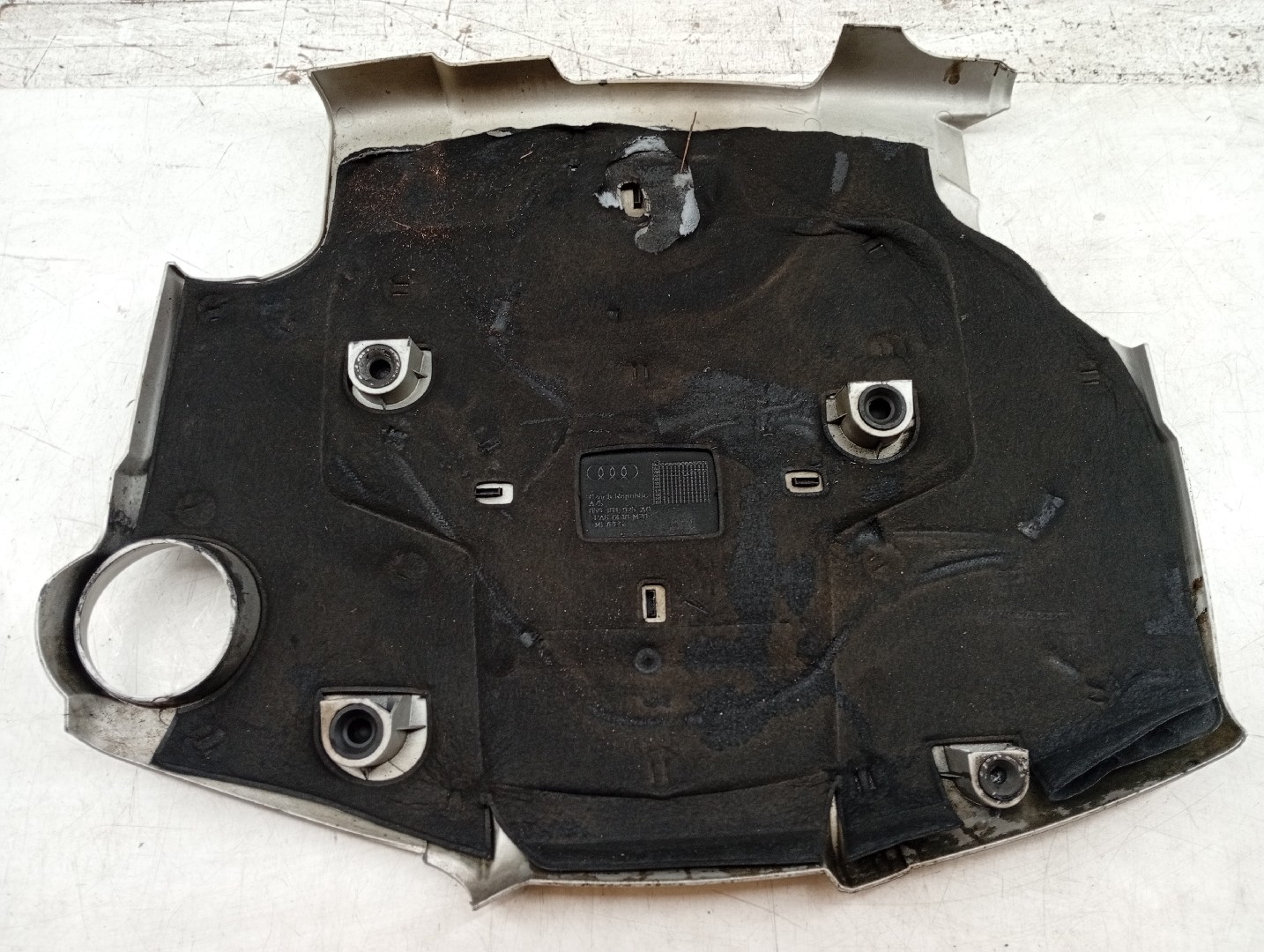 Tampa de motor AUDI Q5 (8RB) | 08 - 17