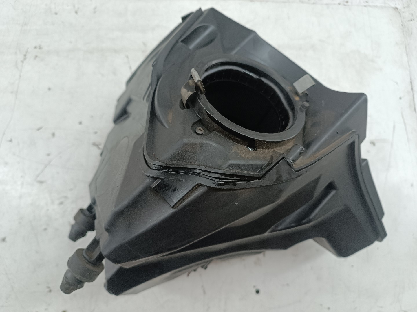 Caixa de filtro de ar AUDI Q5 (8RB) | 08 - 17 Imagem-4