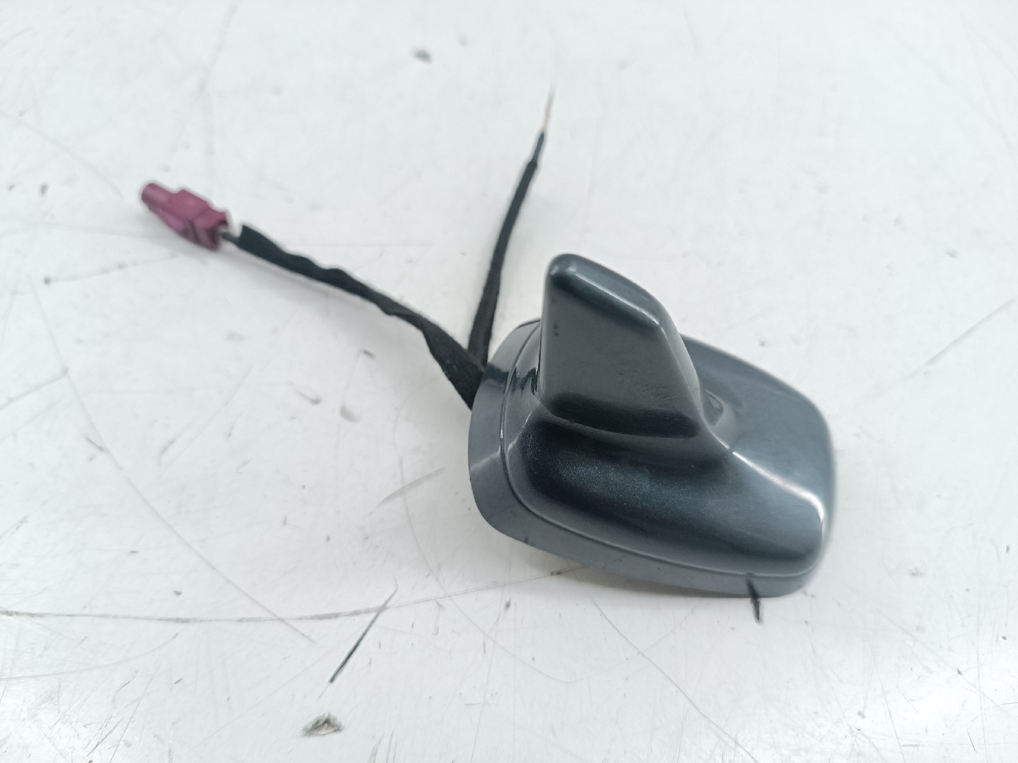 Antena de teto AUDI Q5 (8RB) | 08 - 17 Imagem-4