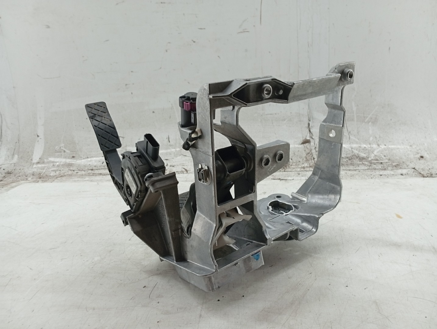 Pedaleira AUDI Q5 (8RB) | 08 - 17 Imagem-2