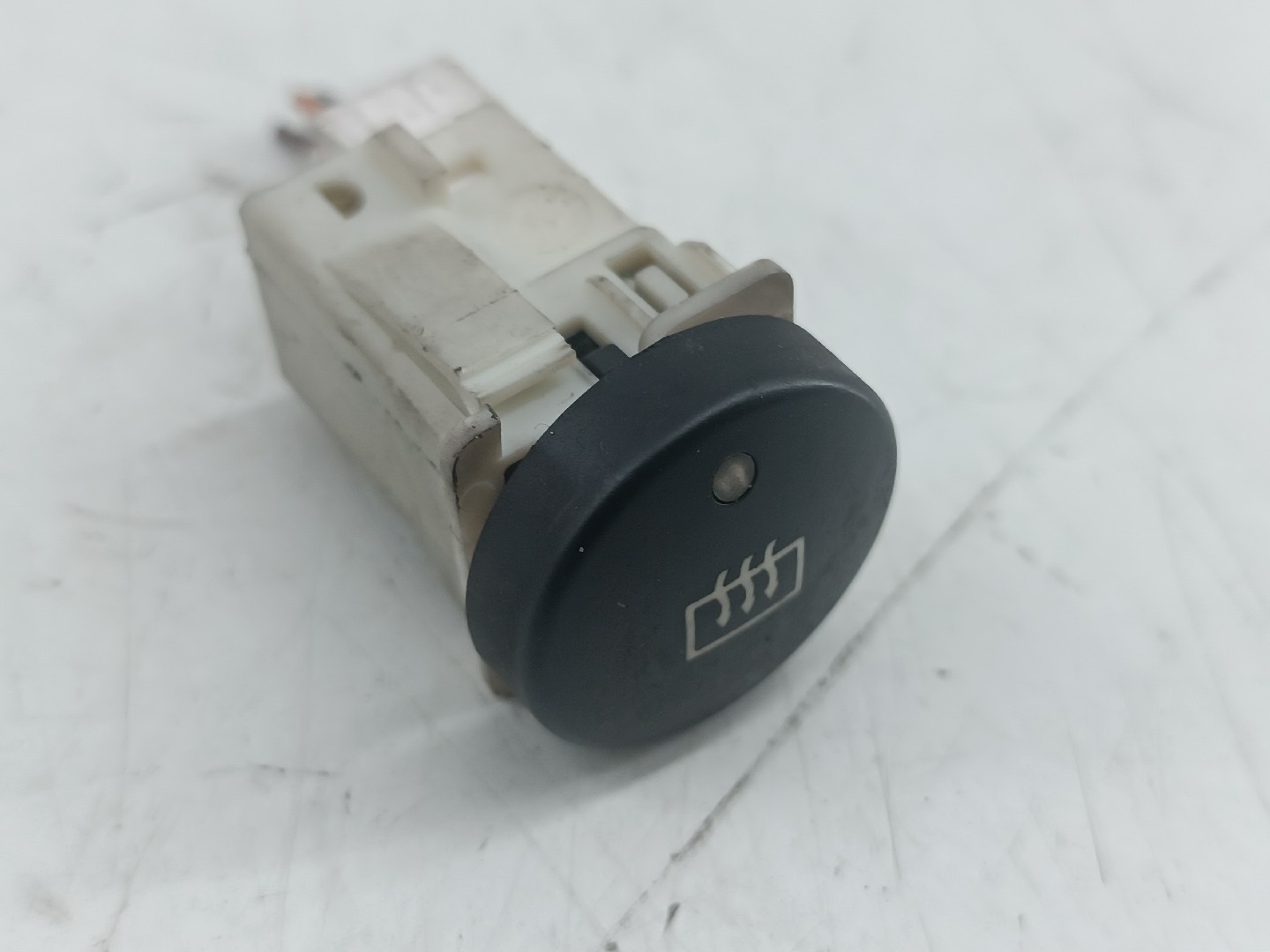 Botão desembaciador de vidro traseiro CITROEN BERLINGO / BERLINGO FIRST Veículo multiuso (MF, GJK, GFK) | 96 - 11 Imagem-3