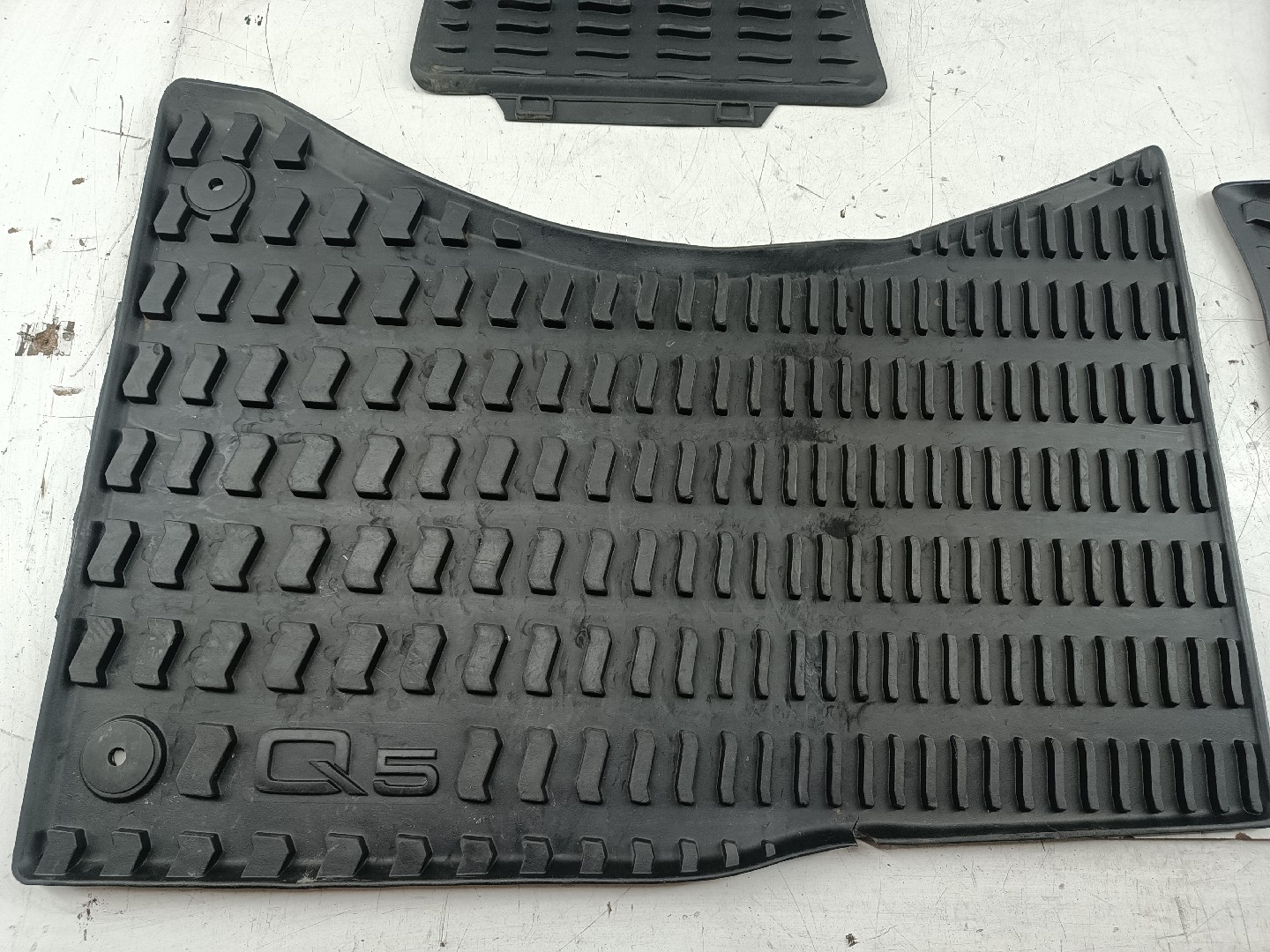 Conjunto de 4 tapetes AUDI Q5 (8RB) | 08 - 17 Imagem-7