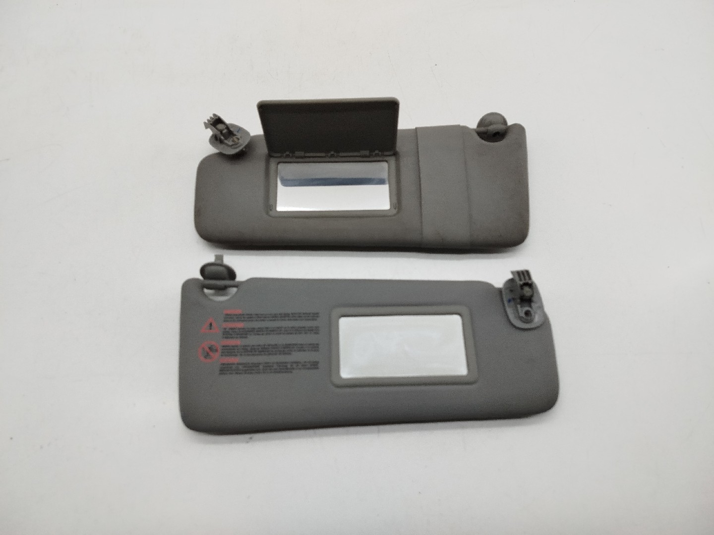 Palas de sol direita e esquerda RENAULT CLIO II (BB_, CB_) | 98 -  Imagem-1