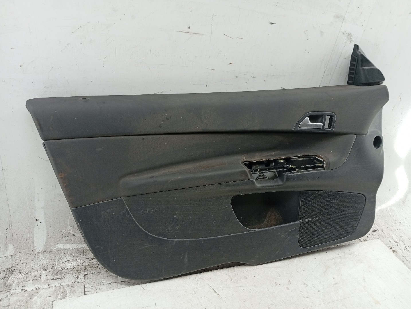 Quartela de porta frente esquerda VOLVO C30 (533) | 06 - 13 Imagem-3