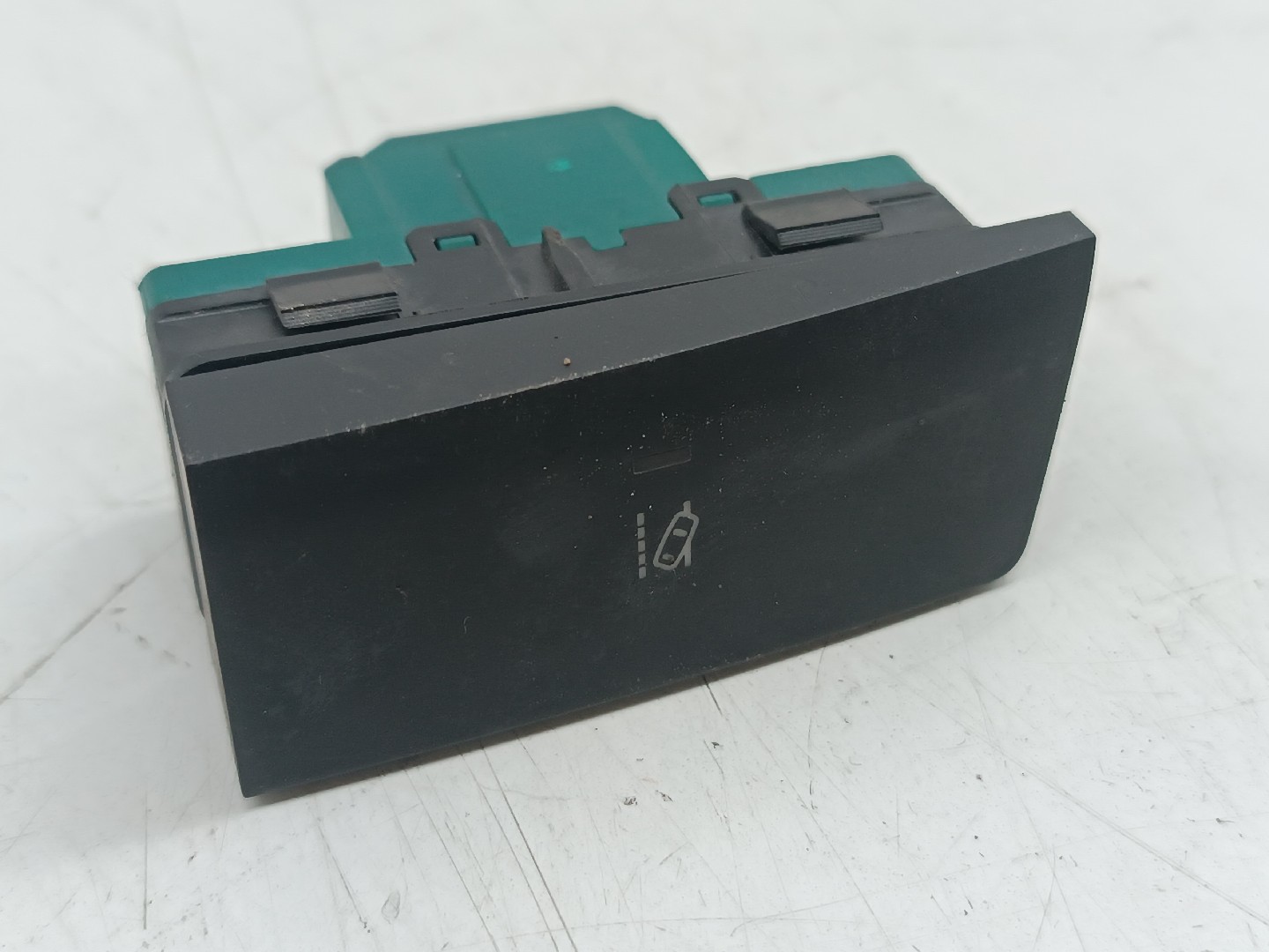 Botão de controlo de tração OPEL INSIGNIA A (G09) | 08 - 17 Imagem-4