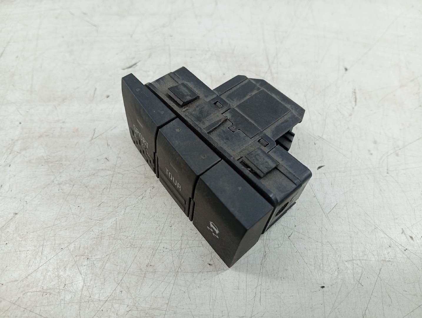 Conjunto de botões do tablier OPEL INSIGNIA A (G09) | 08 - 17 Imagem-1