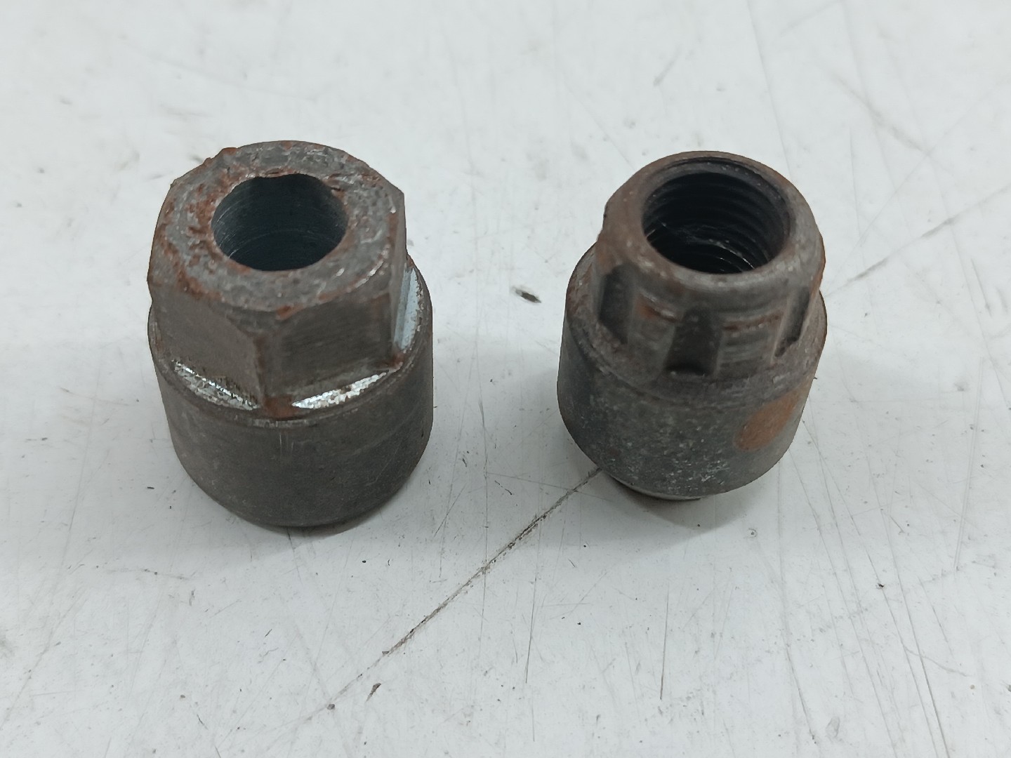 Kit pernos anti-roubo OPEL INSIGNIA A (G09) | 08 - 17 Imagem-1