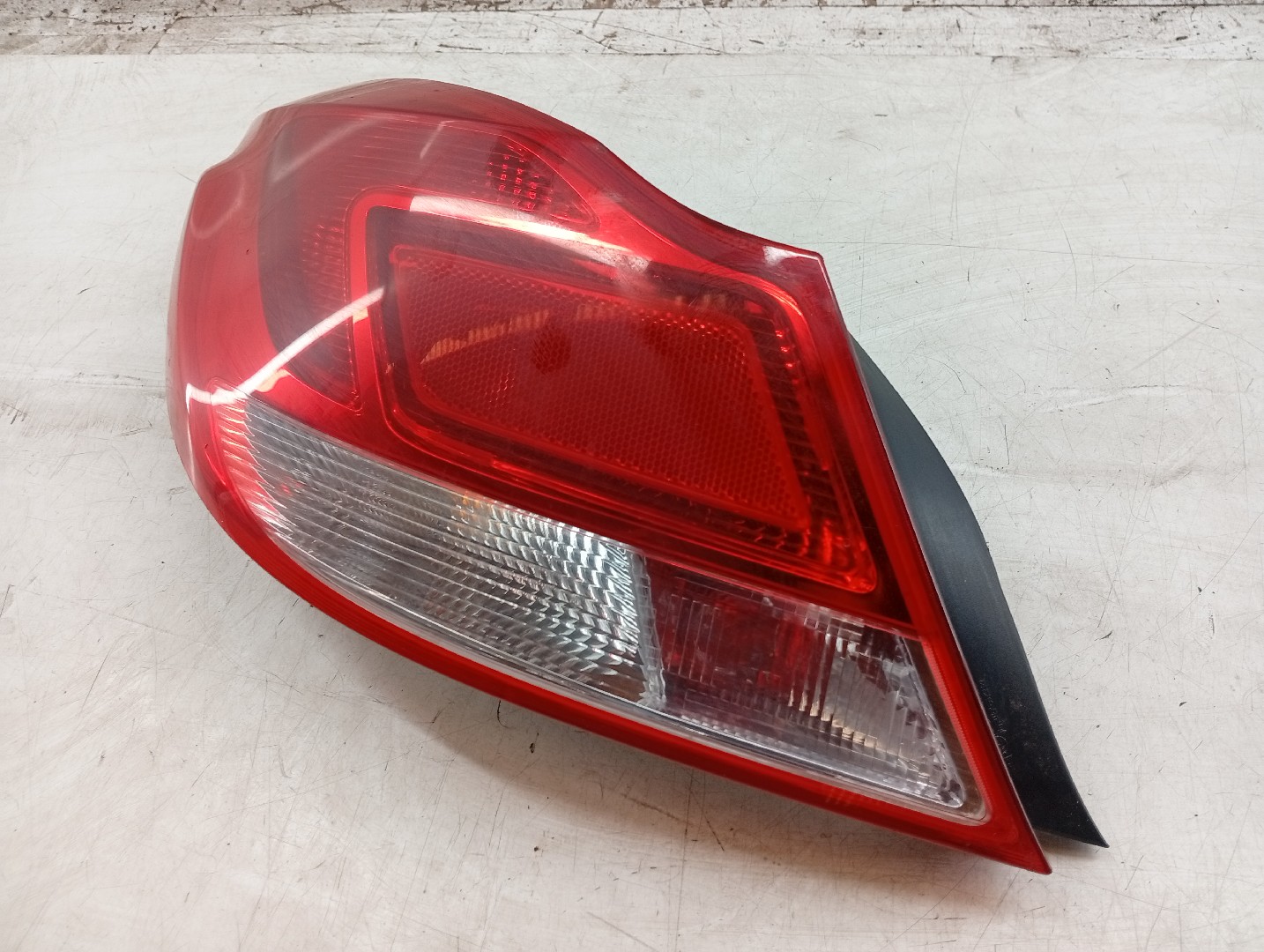 Farolim Stop Esquerdo OPEL INSIGNIA A (G09) | 08 - 17 Imagem-1