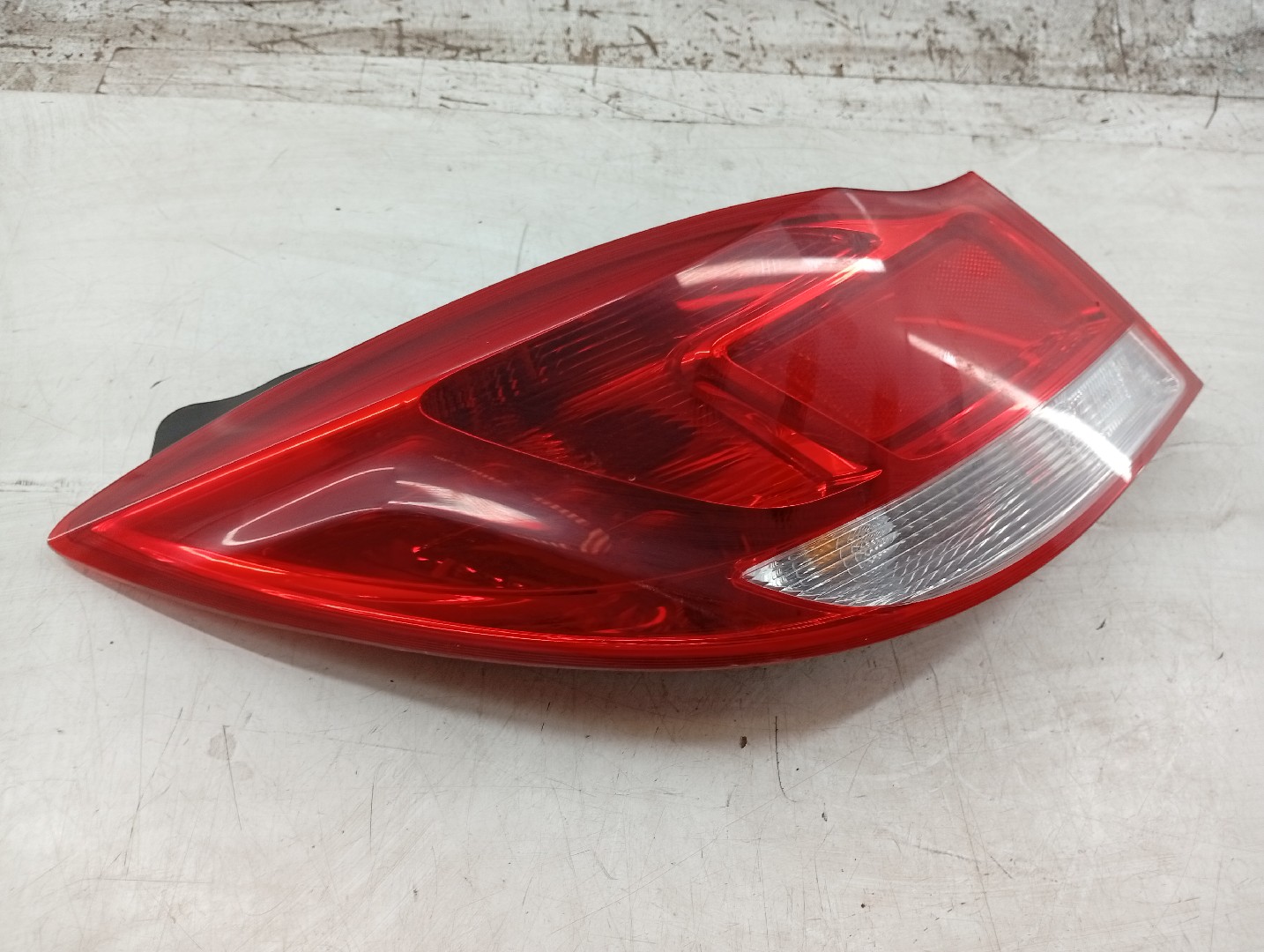 Farolim Stop Esquerdo OPEL INSIGNIA A (G09) | 08 - 17 Imagem-3