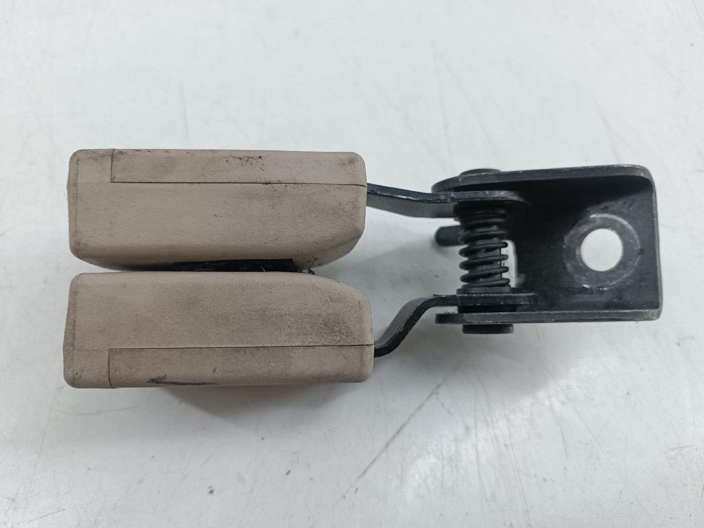 Encaixe do cinto OPEL INSIGNIA A (G09) | 08 - 17 Imagem-3