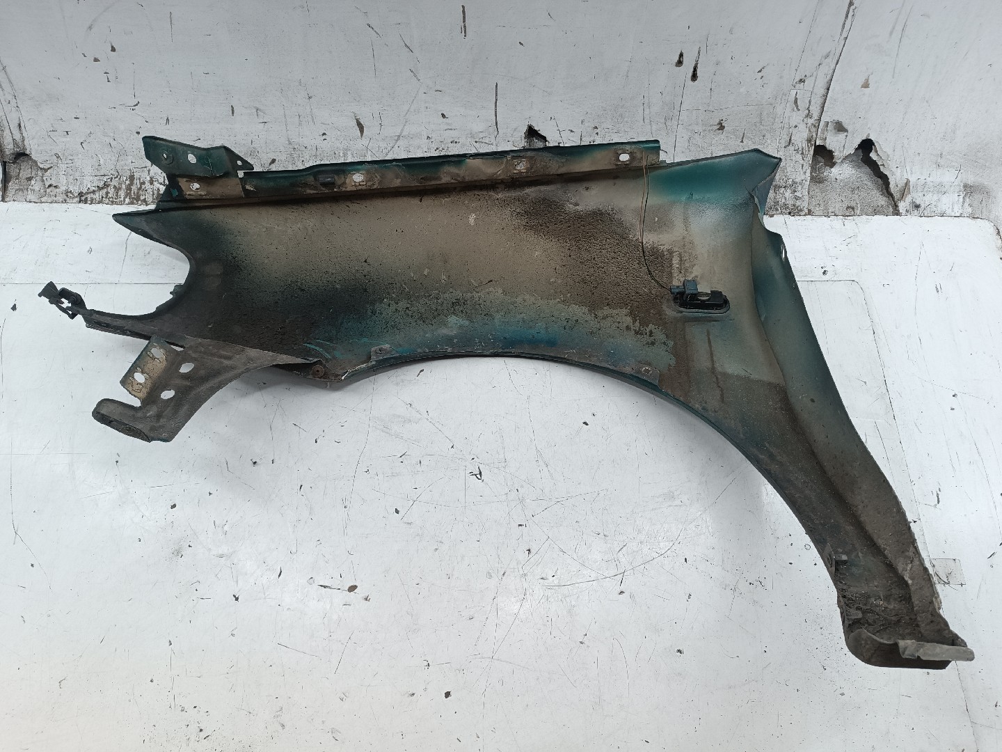 Guarda Lamas Direito VOLKSWAGEN POLO (6N1) | 94 - 99