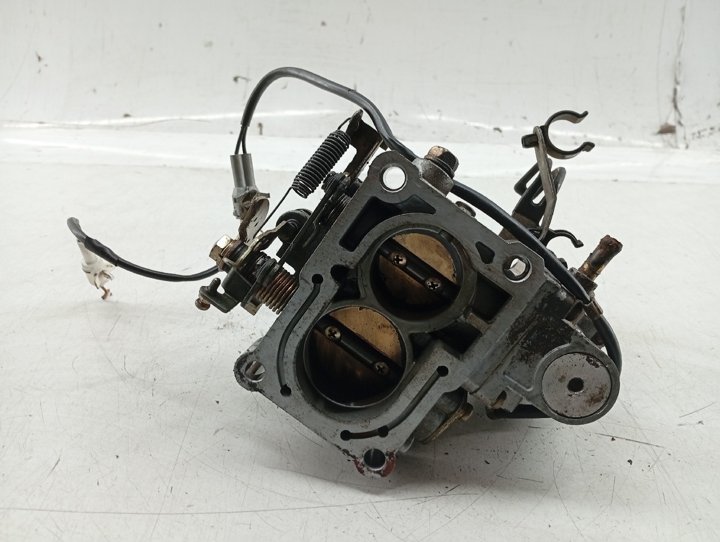 Borboleta de admissão MAZDA 626 III Hatchback (GD) | 87 - 92 Imagem-3