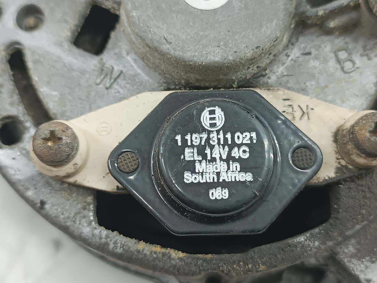 Alternador MAZDA 626 III Hatchback (GD) | 87 - 92 Imagem-3