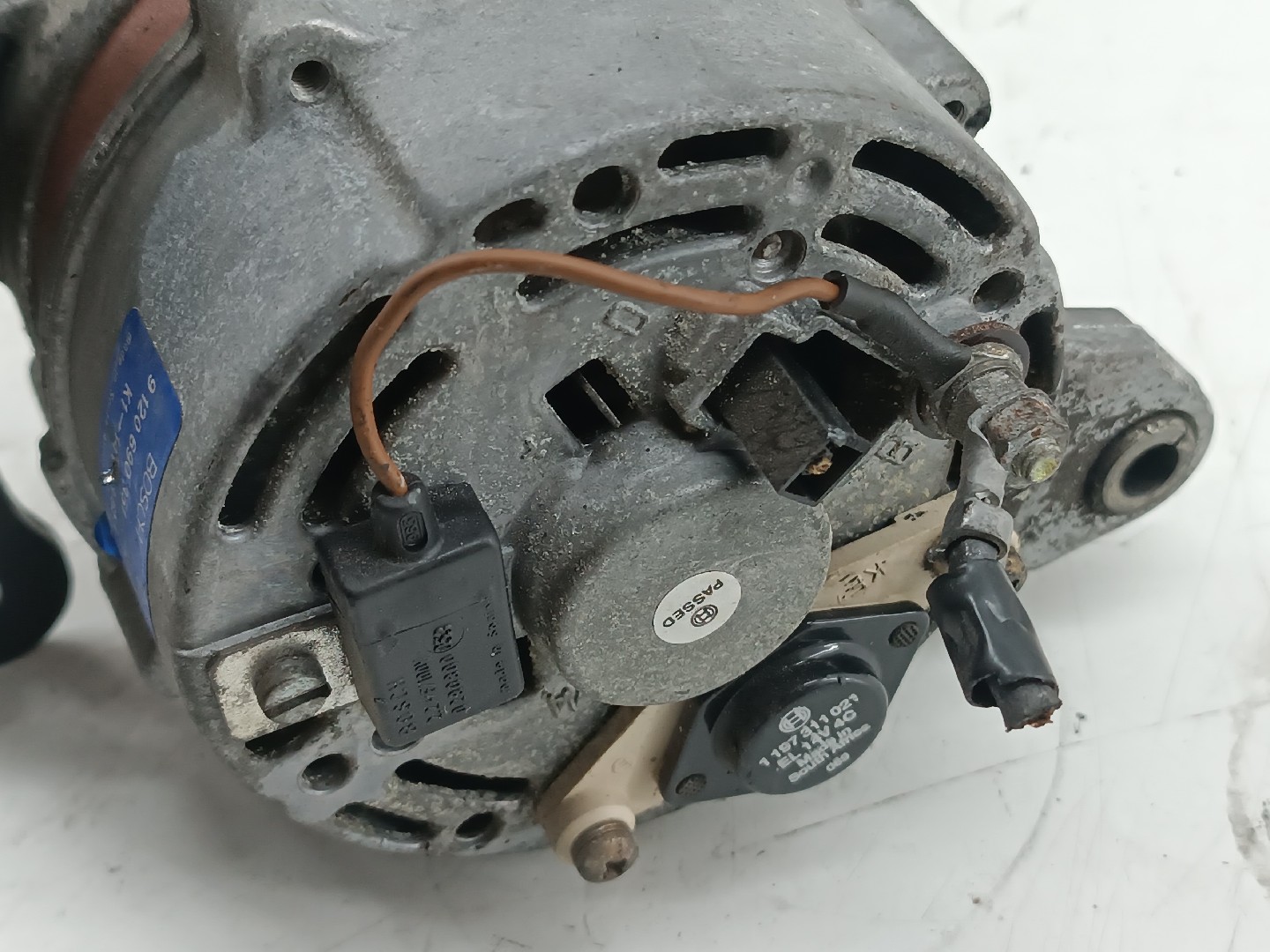 Alternador MAZDA 626 III Hatchback (GD) | 87 - 92 Imagem-1