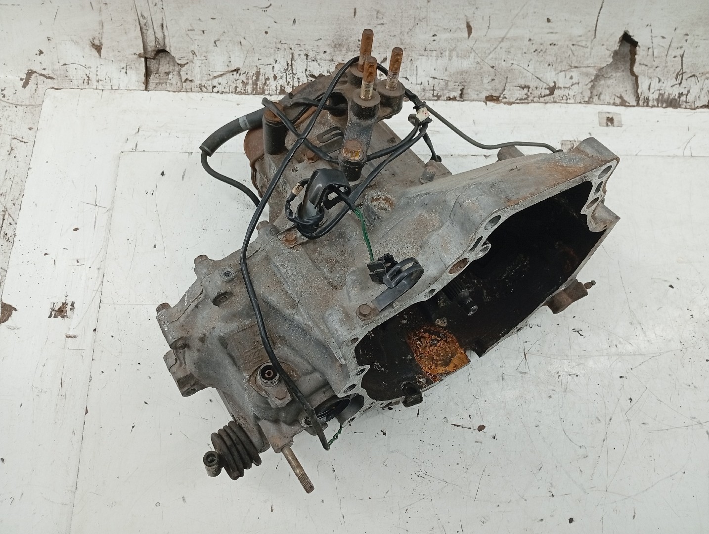 Caixa de velocidades MAZDA 626 III Hatchback (GD) | 87 - 92 Imagem-2