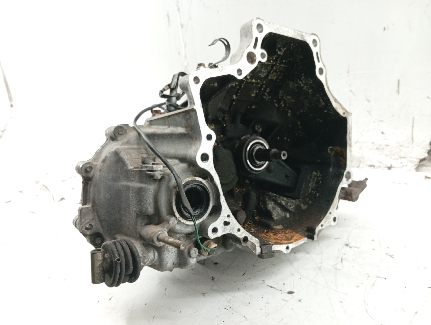 Caixa de velocidades MAZDA 626 III Hatchback (GD) | 87 - 92 Imagem-6