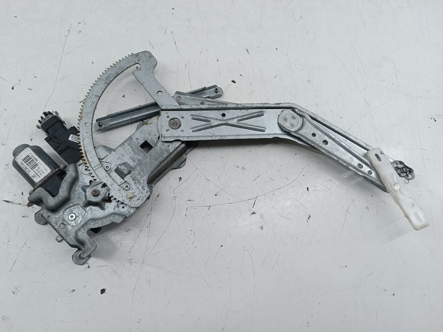 Motor e elevador de vidro frente direito OPEL MERIVA A Veículo multiuso (X03) | 03 - 10