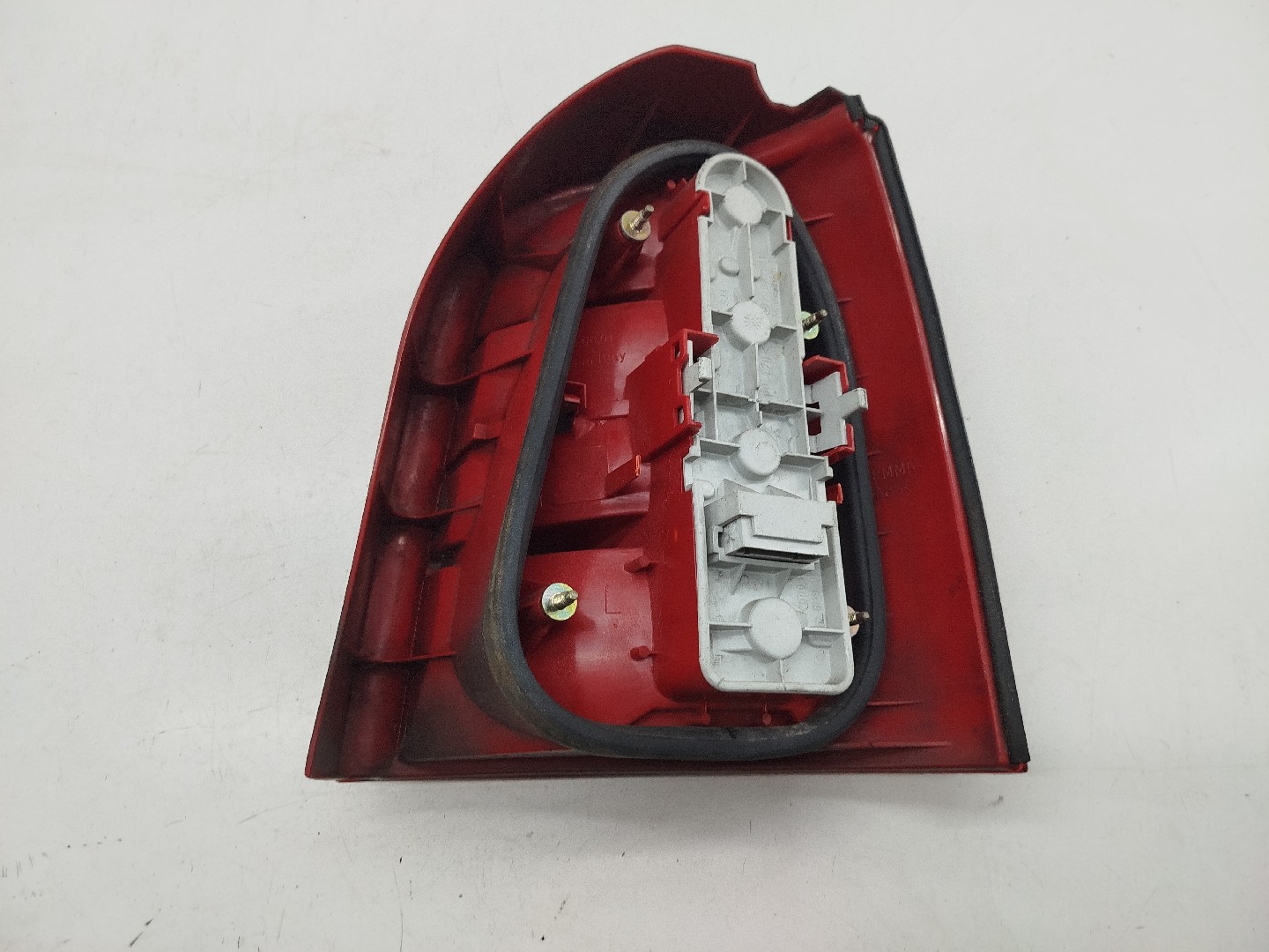 Farolim Stop Esquerdo AUDI A4 Avant (8D5, B5) | 94 - 02 Imagem-1