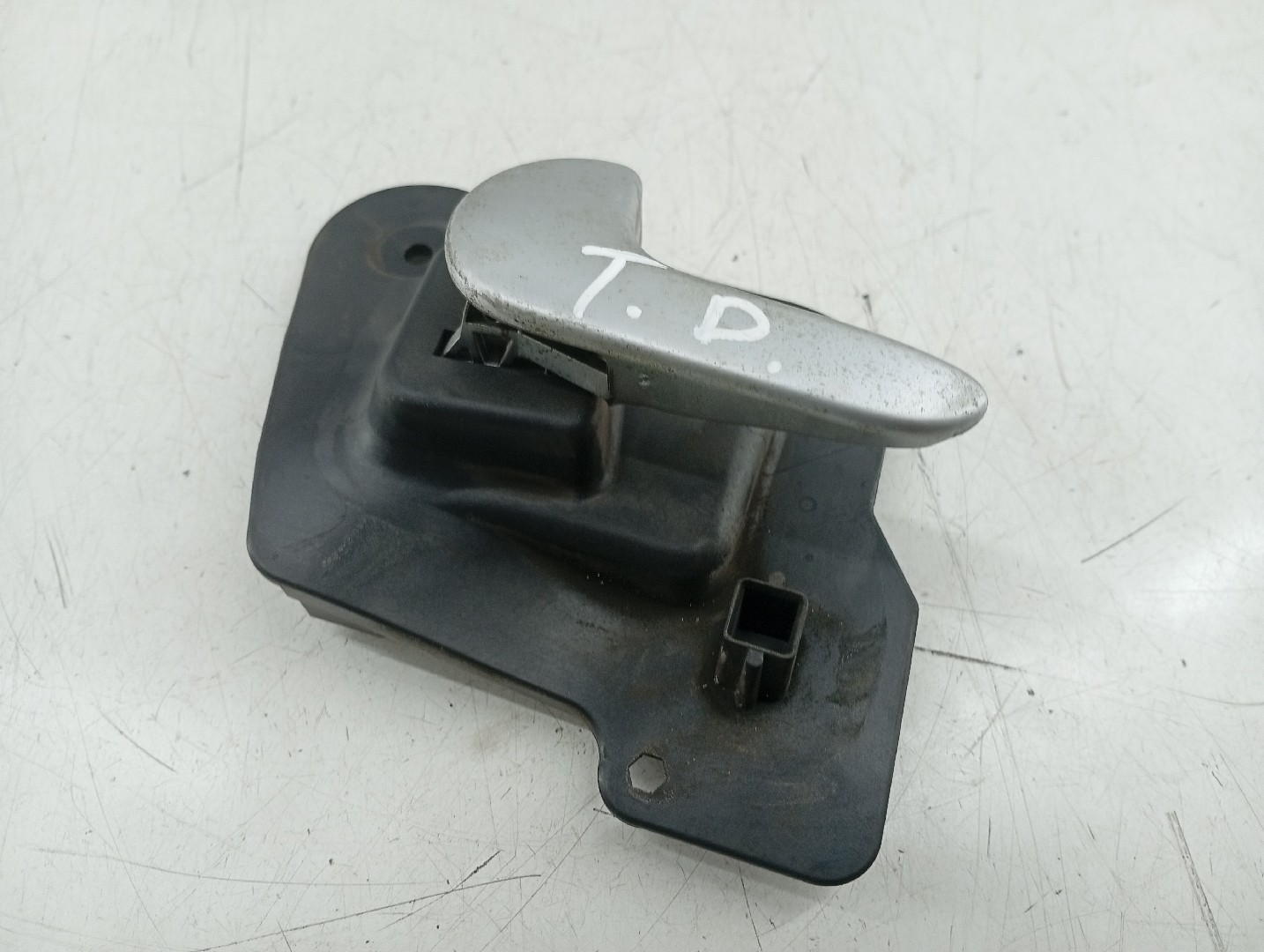 Puxador interior de porta traseira direita OPEL MERIVA A Veículo multiuso (X03) | 03 - 10