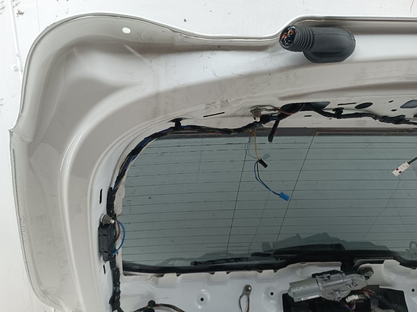 Porta de mala MERCEDES-BENZ GLC (X253) | 15 -  Imagem-12