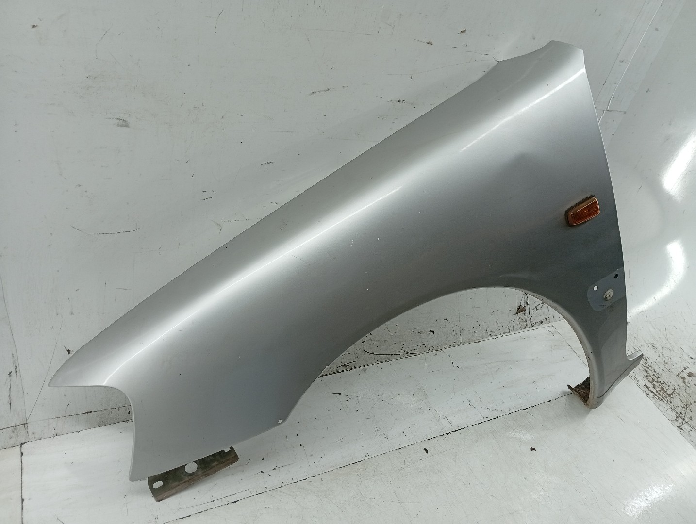 Guarda Lamas Esquerdo PEUGEOT 106 II (1A_, 1C_) | 96 - 05 Imagem-4