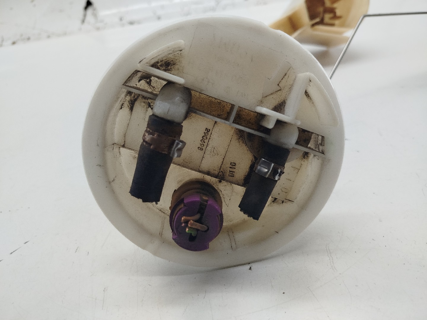 Boia do Combustível AUDI A4 Avant (8D5, B5) | 94 - 02 Imagem-1