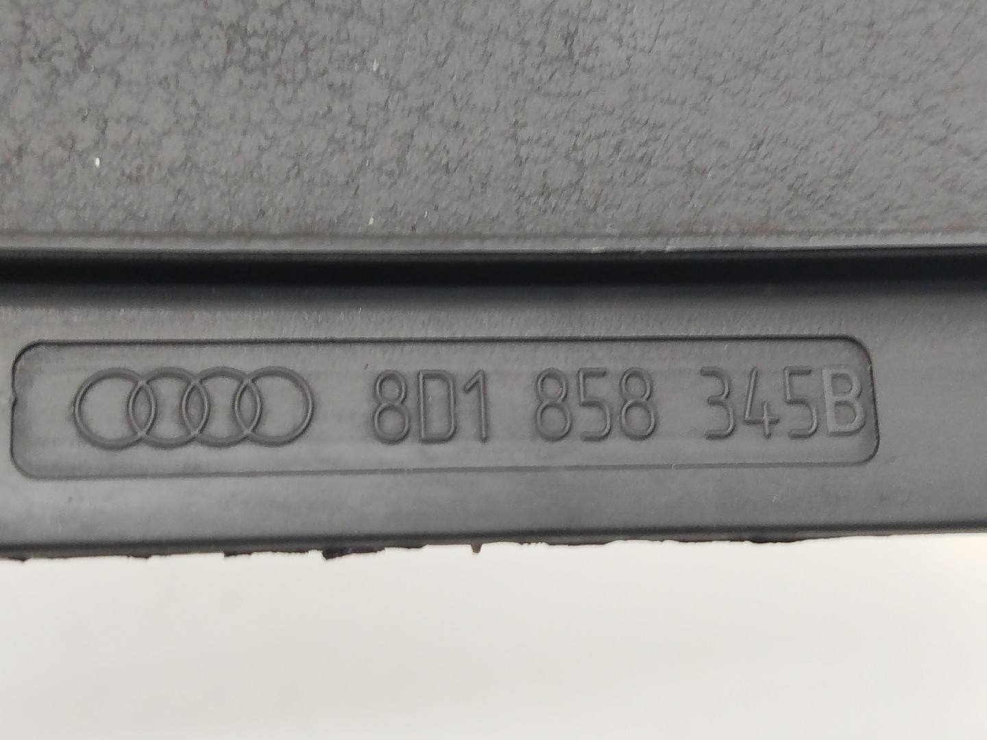 Plástico da coluna de direção AUDI A4 Avant (8D5, B5) | 94 - 02 Imagem-2