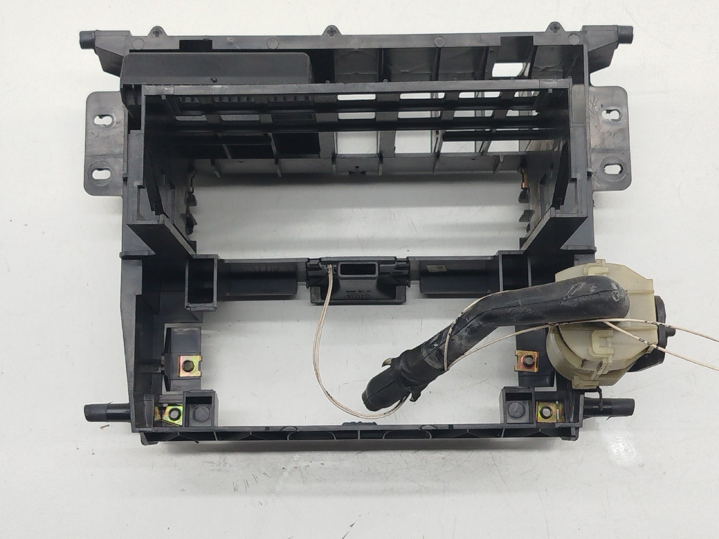 Consola Central AUDI A4 Avant (8D5, B5) | 94 - 02 Imagem-3