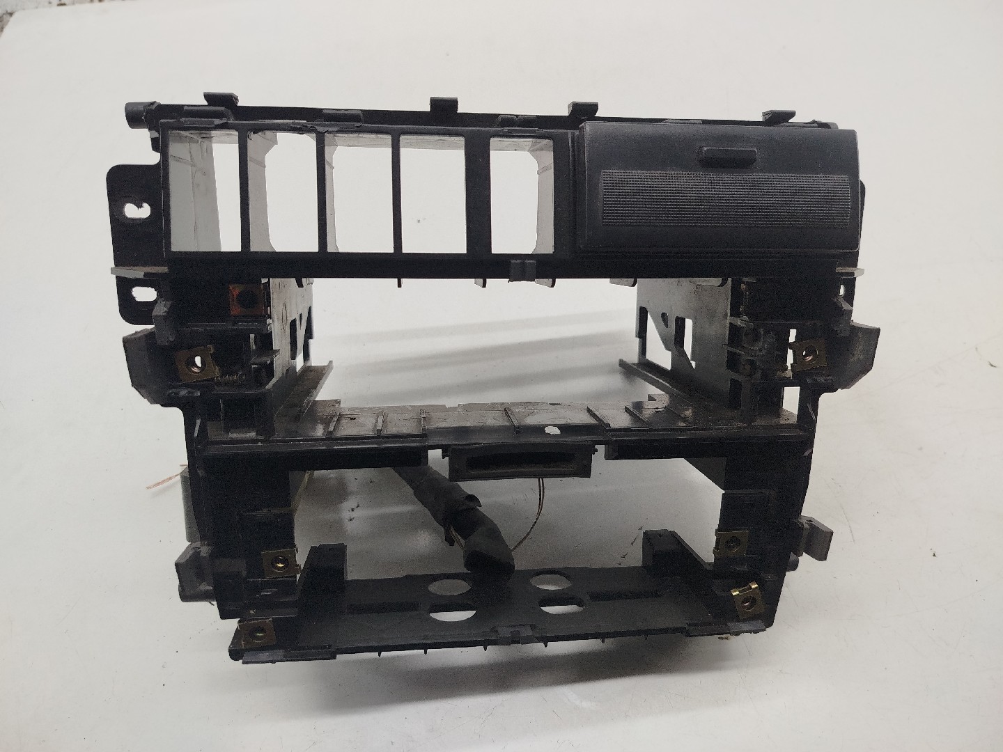 Consola Central AUDI A4 Avant (8D5, B5) | 94 - 02 Imagem-8