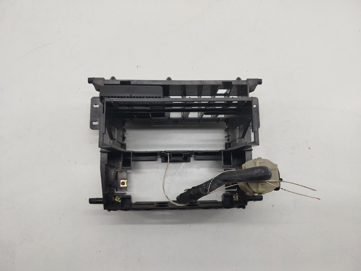 Consola Central AUDI A4 Avant (8D5, B5) | 94 - 02 Imagem-7